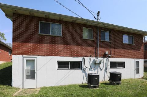 9962 Sue Ct, Saint Ann, MO 63074 photo 17