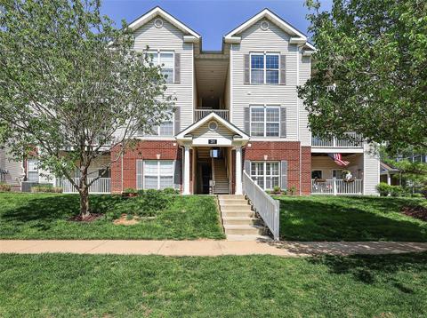 31 Kassebaum Ln #301, Saint Louis, MO 63129