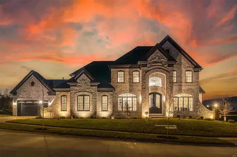 771 Uc Schaeffers Grove Ct, Chesterfield, MO 63005