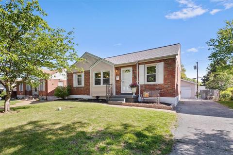 4325 Robert Ave, Saint Louis, MO 63116