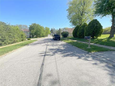 1031 Johanna Dr, Ballwin, MO 63021 photo 24