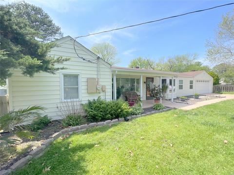 1031 Johanna Dr, Ballwin, MO 63021 photo 3