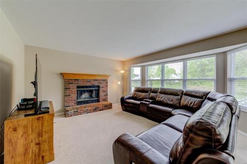 1332 Bryan Valley Dr, O'fallon, MO 63366 photo 6