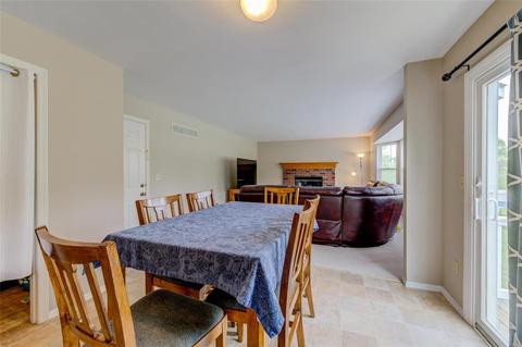 1332 Bryan Valley Dr, O'fallon, MO 63366 photo 5