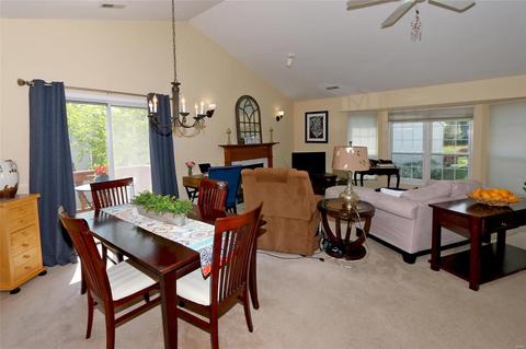 1626 Whispering Crk #C, Ballwin, MO 63021 photo 8