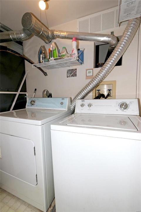 1626 Whispering Crk #C, Ballwin, MO 63021 photo 17