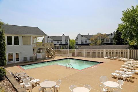 1626 Whispering Crk #C, Ballwin, MO 63021 photo 21