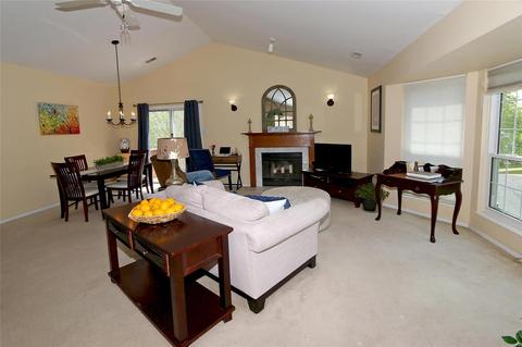 1626 Whispering Crk #C, Ballwin, MO 63021 photo 5