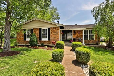 656 Hickory Knoll Ct, Ballwin, MO 63021 photo 1