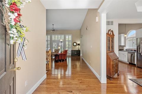 746 Thunder Hill Dr, O'fallon, MO 63368 photo 2