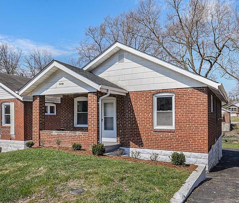 8359 Mayfair Pl, Saint Louis, MO 63136