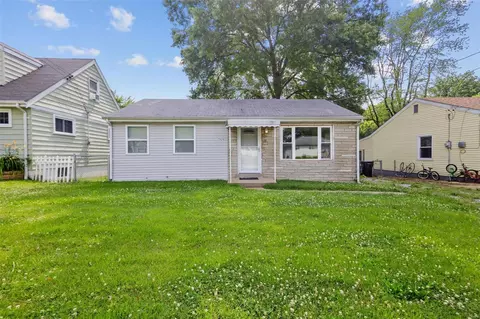 7924 Elton St, Saint Louis, MO 63123