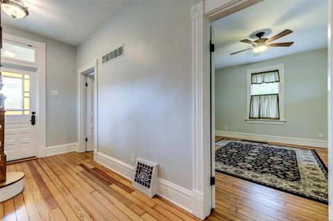 210 Henry Ave, Manchester, MO 63011 photo 11