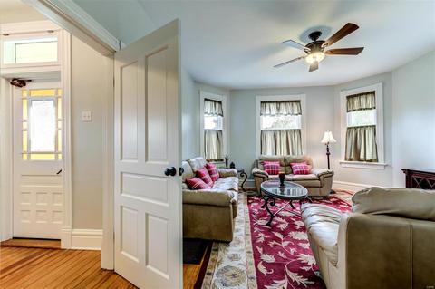 210 Henry Ave, Manchester, MO 63011 photo 4