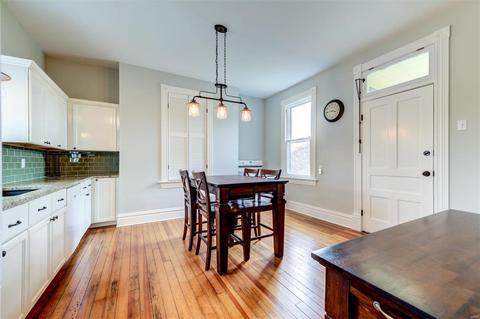 210 Henry Ave, Manchester, MO 63011 photo 15