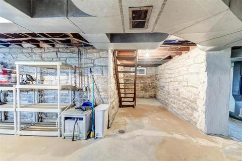 210 Henry Ave, Manchester, MO 63011 photo 33