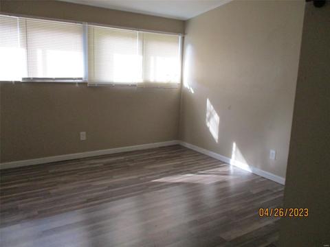 6612 Graybirch Dr, Saint Louis, MO 63134 photo 7