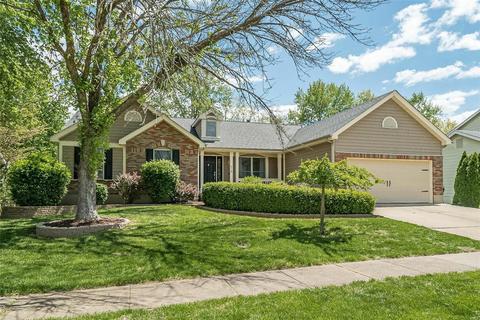 518 Arlington Terrace Dr, Wildwood, MO 63040