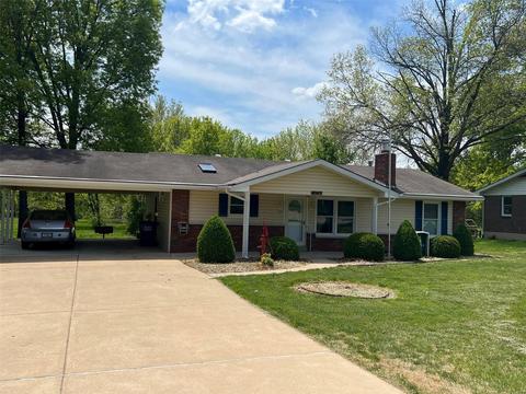 1050 Hackmann Rd, Saint Paul, MO 63366