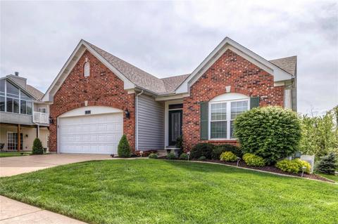 5 Eagle Bluff Ln, Saint Charles, MO 63303 photo 2
