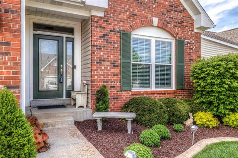 5 Eagle Bluff Ln, Saint Charles, MO 63303 photo 3