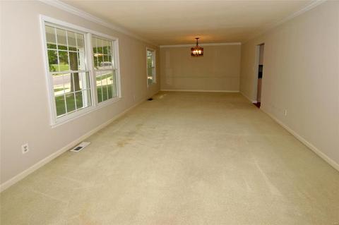 1823 Dougherty Estates Dr, Ballwin, MO 63021 photo 4