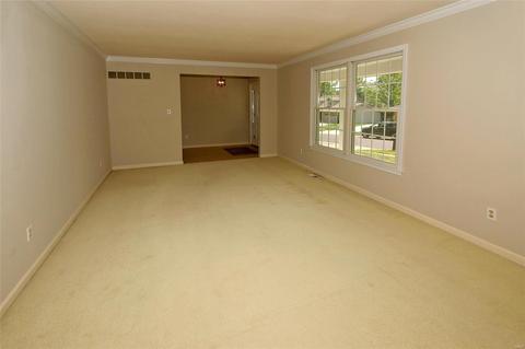 1823 Dougherty Estates Dr, Ballwin, MO 63021 photo 3
