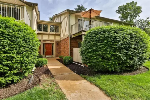 1434 Willow Brook Cv #7, Saint Louis, MO 63146