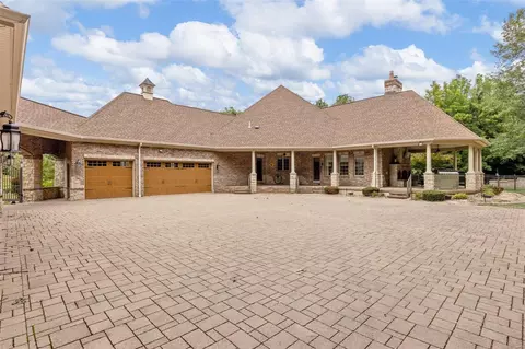 1000 Stonecastle Dr, O'fallon, MO 63366 photo 97