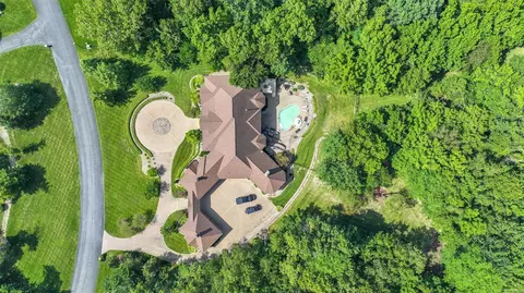 1000 Stonecastle Dr, O'fallon, MO 63366 photo 6