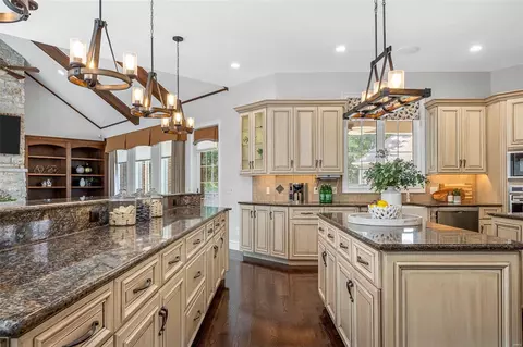 1000 Stonecastle Dr, O'fallon, MO 63366 photo 30