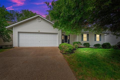 1143 Carrington Dr, Saint Peters, MO 63376