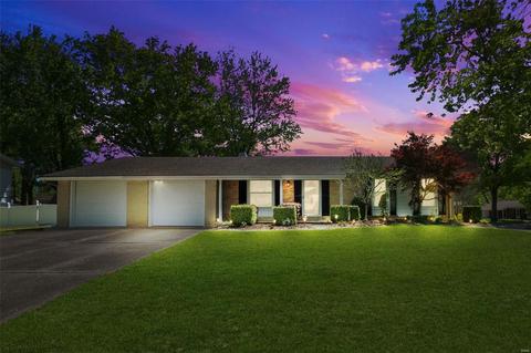 6824 Snead Ct, Saint Louis, MO 63129