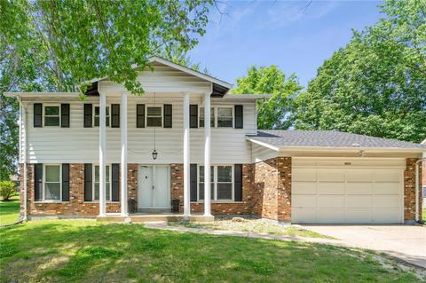 3613 Vago Ln, Florissant, MO 63034