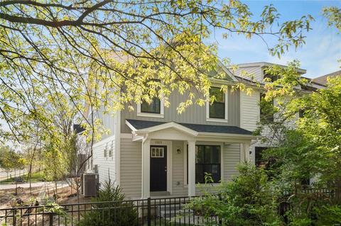 1005 Geyer Grv, Kirkwood, MO 63122