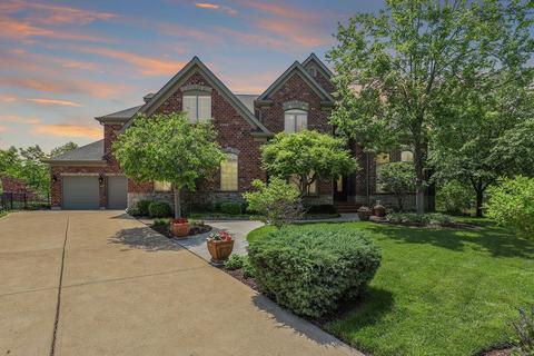 1328 Westchester Manor Ln, Chesterfield, MO 63005