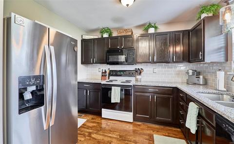 276 Tyndale Dr, O'fallon, MO 63366 photo 9