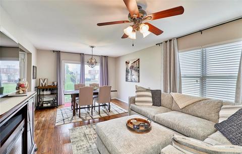 276 Tyndale Dr, O'fallon, MO 63366 photo 4