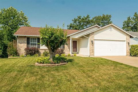 230 El Pescado Dr, Saint Peters, MO 63376