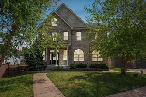 5710 Vera Ct, Saint Louis, MO 63139