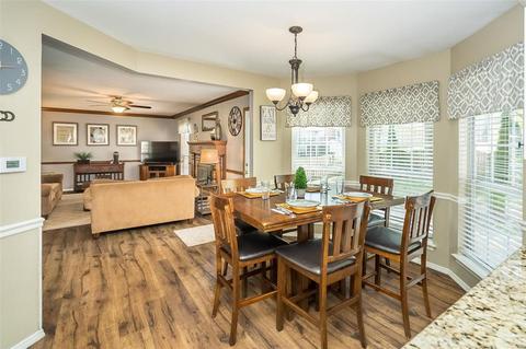 312 Fox Briar Ln, Ballwin, MO 63021 photo 18