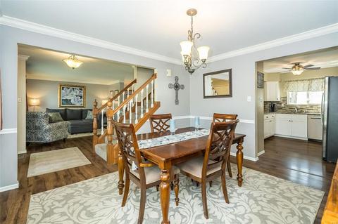 312 Fox Briar Ln, Ballwin, MO 63021 photo 11