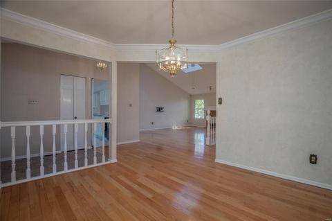 307 Fox Briar Ln, Ballwin, MO 63021 photo 8