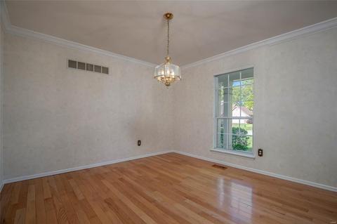 307 Fox Briar Ln, Ballwin, MO 63021 photo 7