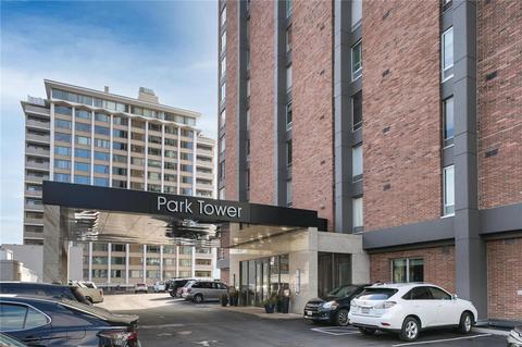 200 S Brentwood Blvd #7B, Clayton, MO 63105