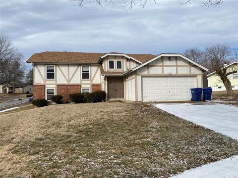 1035 Shadowoak Dr, Ballwin, MO 63021 photo 1