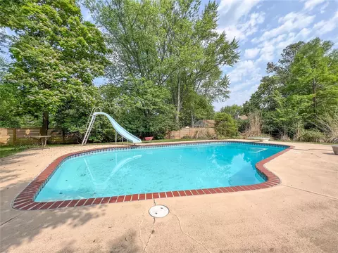 53 Oak Hill Dr, Ellisville, MO 63021 photo 3