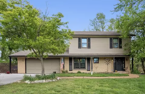 53 Oak Hill Dr, Ellisville, MO 63021