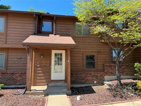 105 Cedar Grove Dr #B, Saint Charles, MO 63304