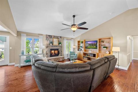 6 Mccluer Ct, O'fallon, MO 63368 photo 3